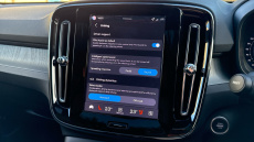 Volvo XC40 2.0 B4P Ultra Dark 5dr Auto Petrol Estate